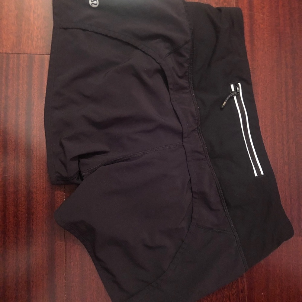 Lululemon workout set.